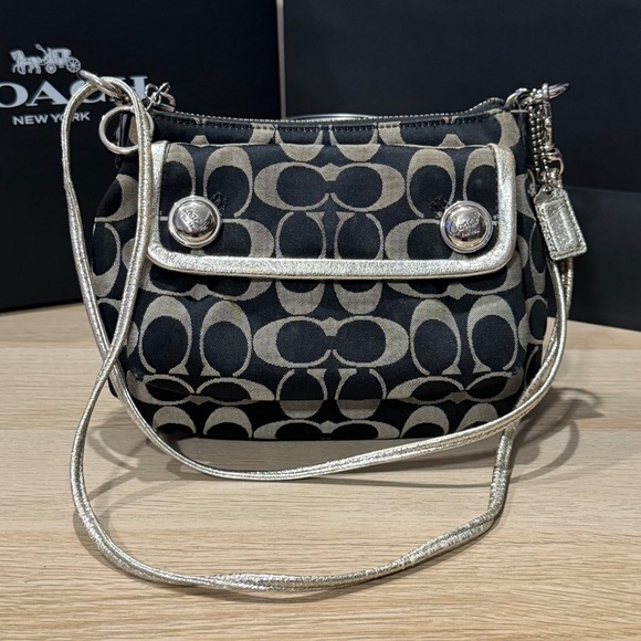Coach Poppy Signature Pleated Crossbody Bag in Black/Grey Metallic Silver - Picture 1 of 11